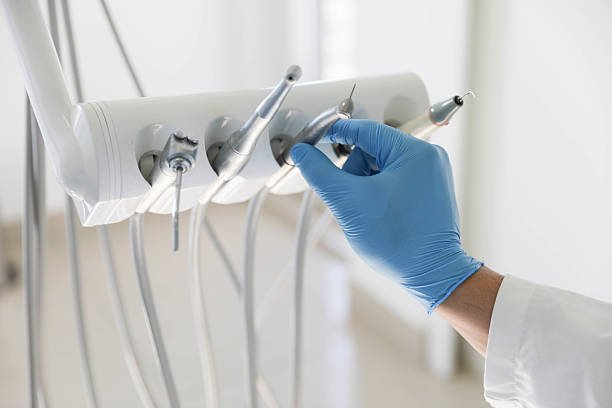 Professional Emergency Dentist technician working in Goleta, CA
